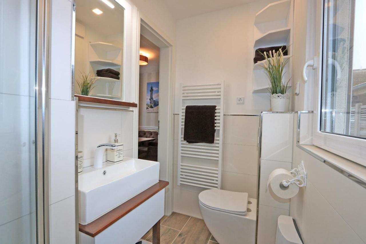 Bungalow-Park Ostseenordstern Вустров Екстериор снимка