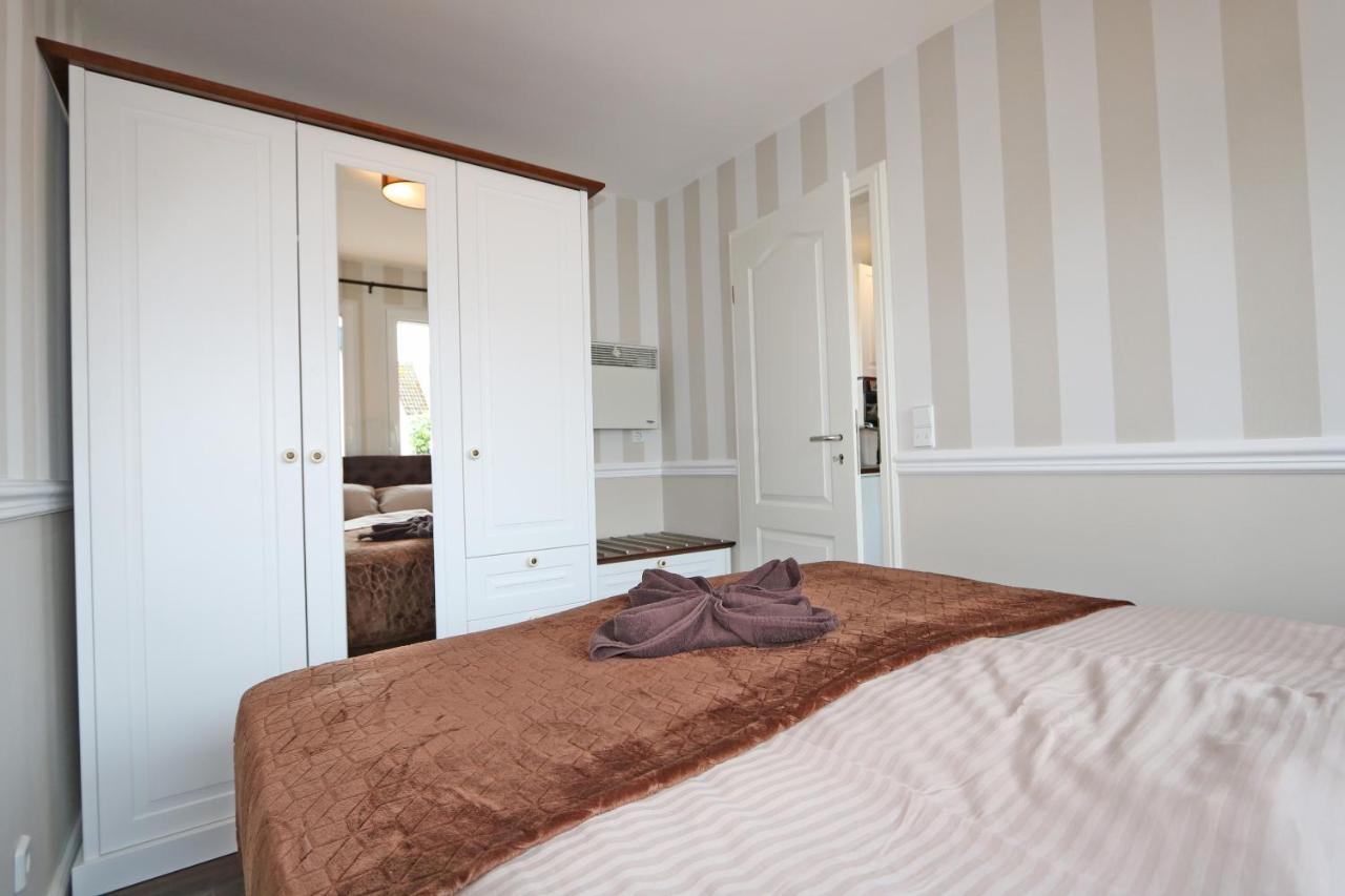 Bungalow-Park Ostseenordstern Вустров Екстериор снимка
