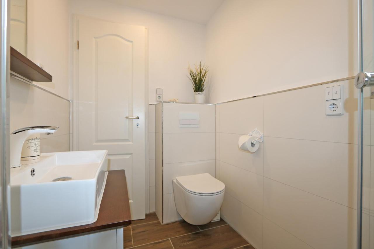 Bungalow-Park Ostseenordstern Вустров Екстериор снимка